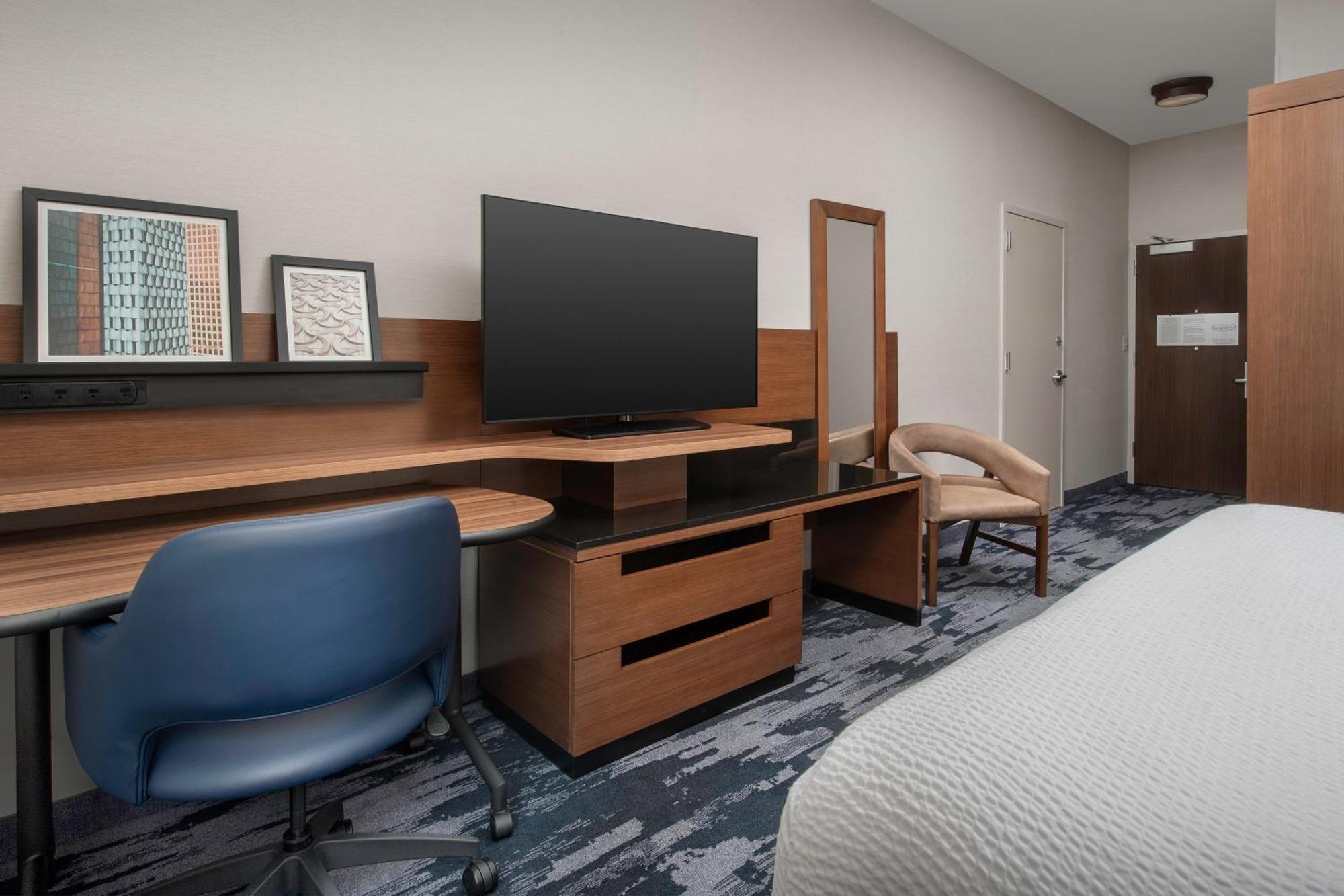 Fairfield Inn & Suites By Marriott איתקה חדר תמונה