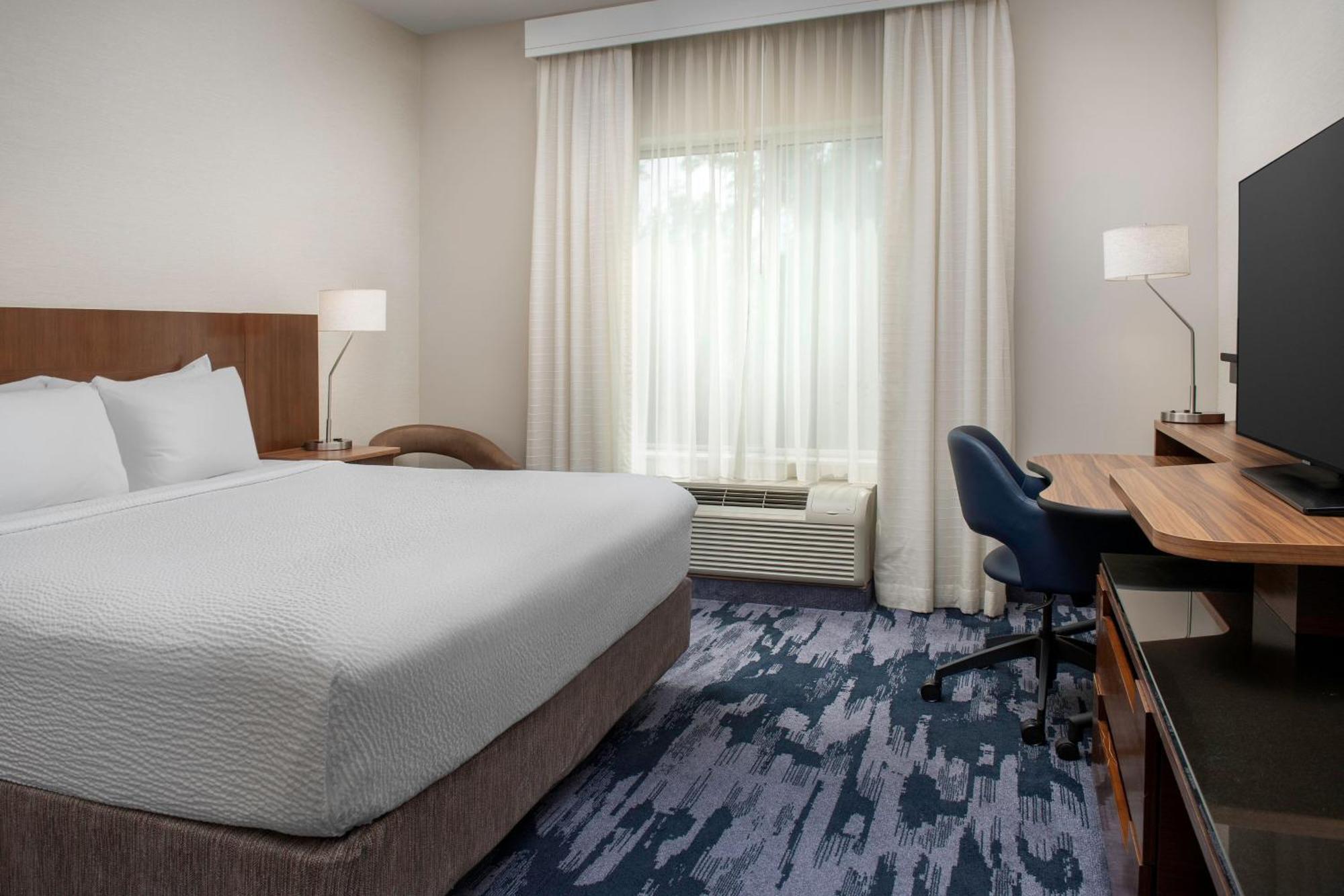 Fairfield Inn & Suites By Marriott איתקה מראה חיצוני תמונה