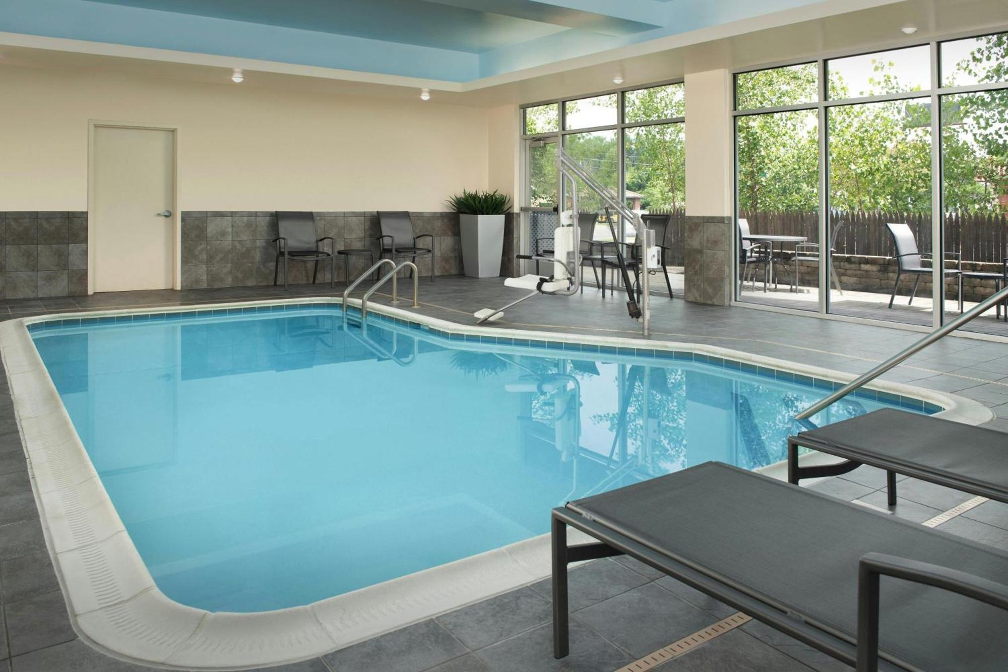 Fairfield Inn & Suites By Marriott איתקה מראה חיצוני תמונה