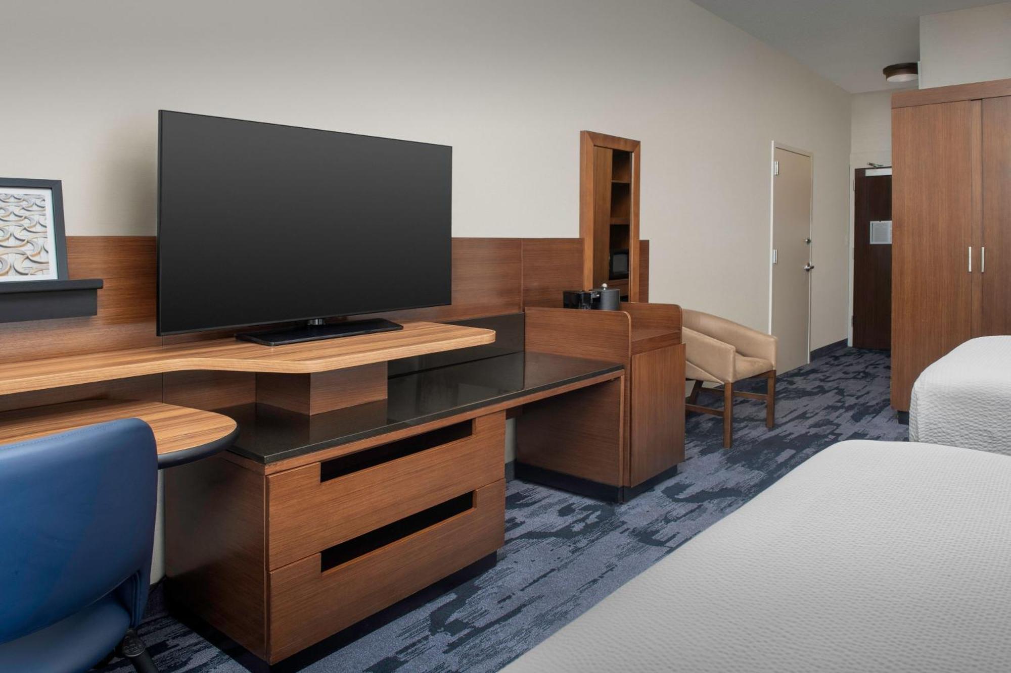Fairfield Inn & Suites By Marriott איתקה מראה חיצוני תמונה